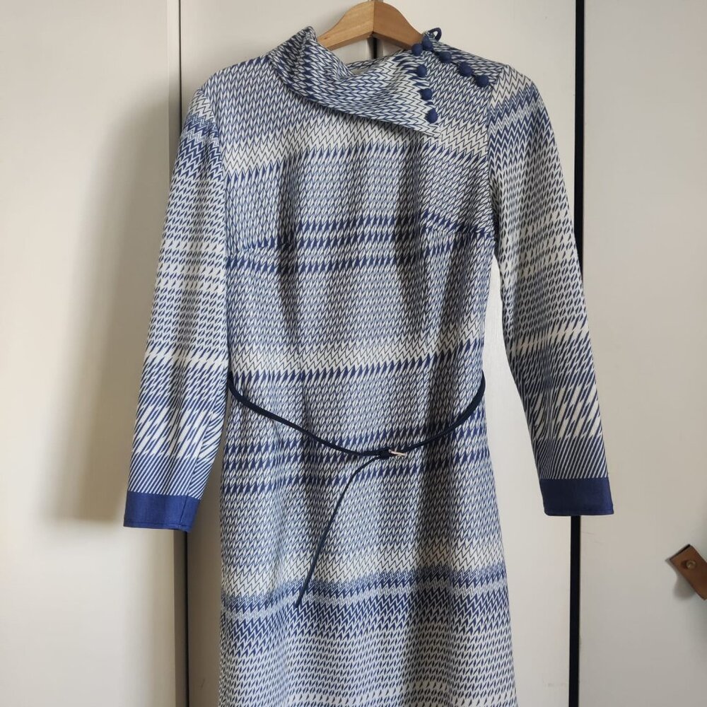 Vintage Canda Dress with Geometric Pattern and Unique Collar
